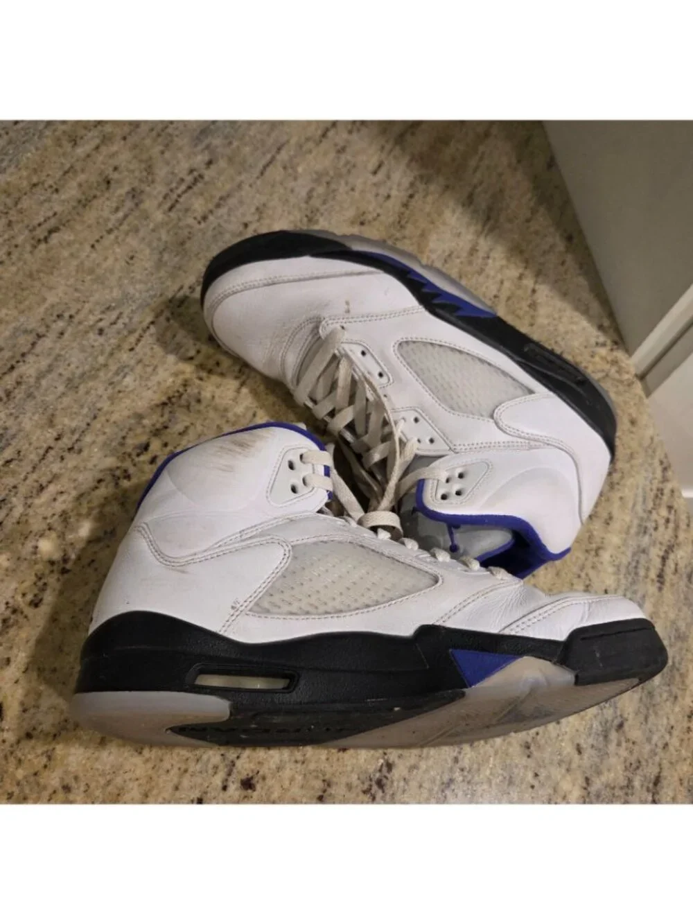 Mens Size 9 Air Jordan 5 Concord 2022 DD0587-141